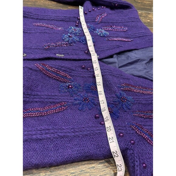 Vintage soft mohair blend Cardigan Sweater Lined Womens L purple beading floral - Picture 5 of 12